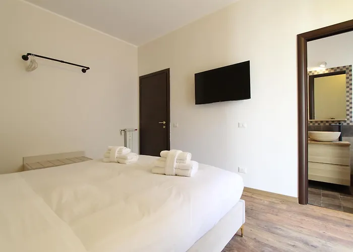 San Damaso Vatican 4*