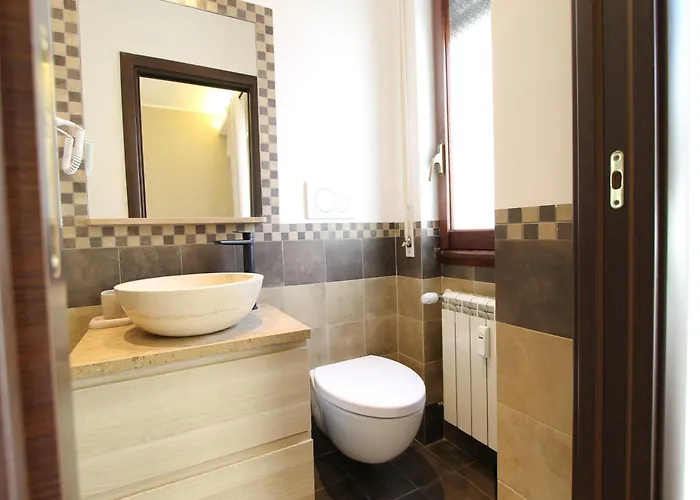 San Damaso Vatican 4*