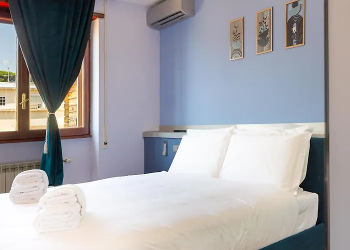 San Damaso Vatican 4*